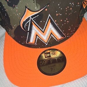 New Era Miami Marlins Camo Splatter Paint with Orange Brim 59FIFTY Fitted Hat